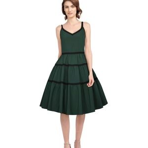 CHIC STAR PLUS SIZE 4X TIERED SWING DRESS IN GREEN & BLACK HOLIDAY